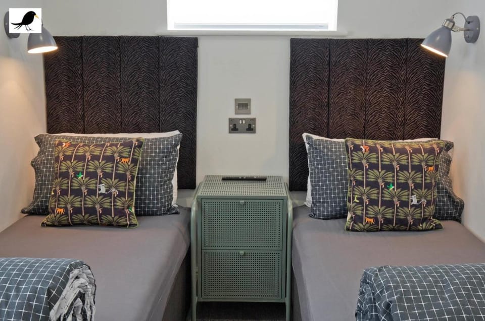 Blackbird Accommodation and Luxury Apartments room 14 Apartment in Blackpool