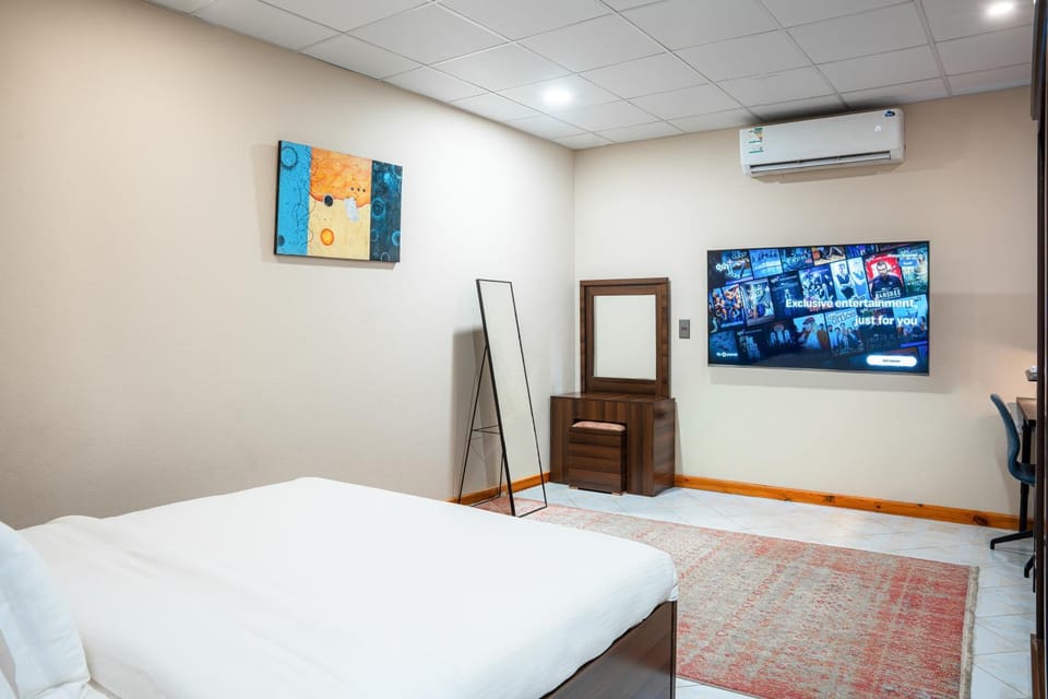 TV and multimedia, Bedroom, air conditioner