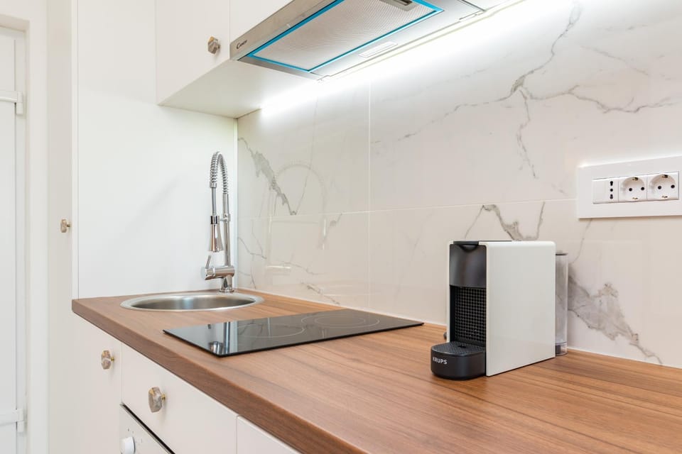 TOP FLOOR MODERN APARTMENT WITH INCREDIBLE VIEWS Apartment in Pula
