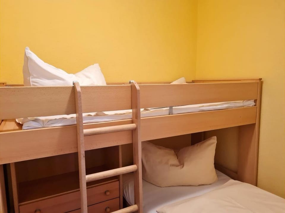 Ferienwohnung 2 im Haus am See mit Terrasse und Wintergarten Apartment in Sellin