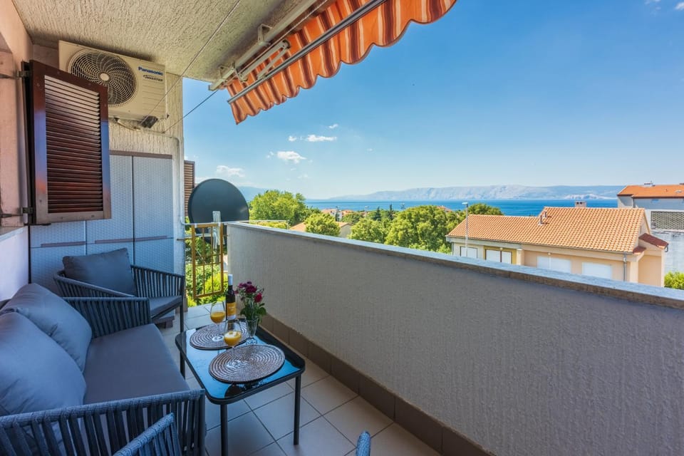 View (from property/room), Balcony/Terrace, Sea view
