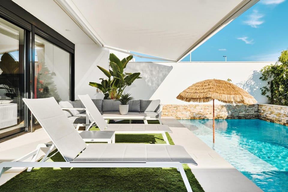 Spring, Garden, Pool view, Swimming pool, sunbed