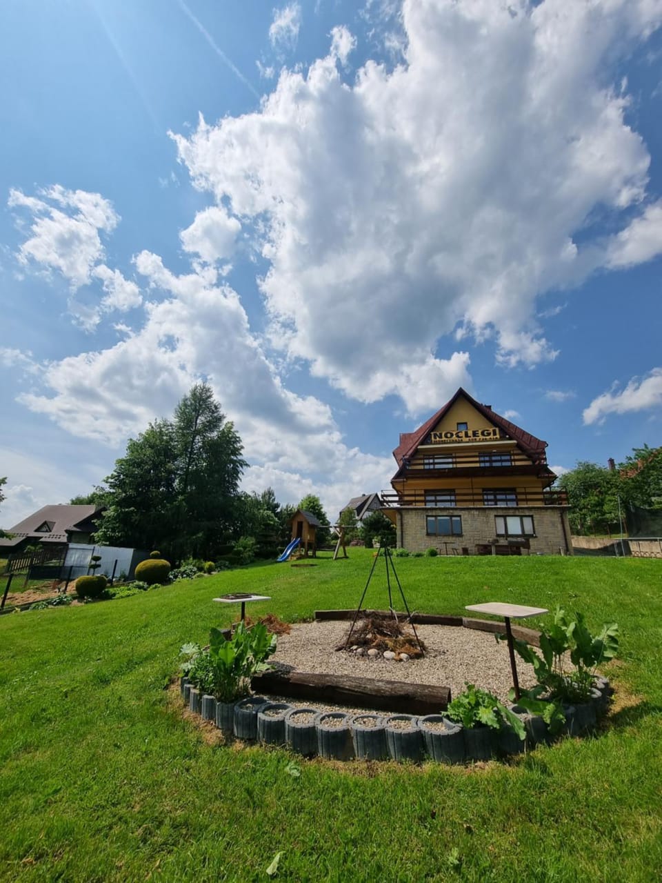 BBQ facilities, Garden