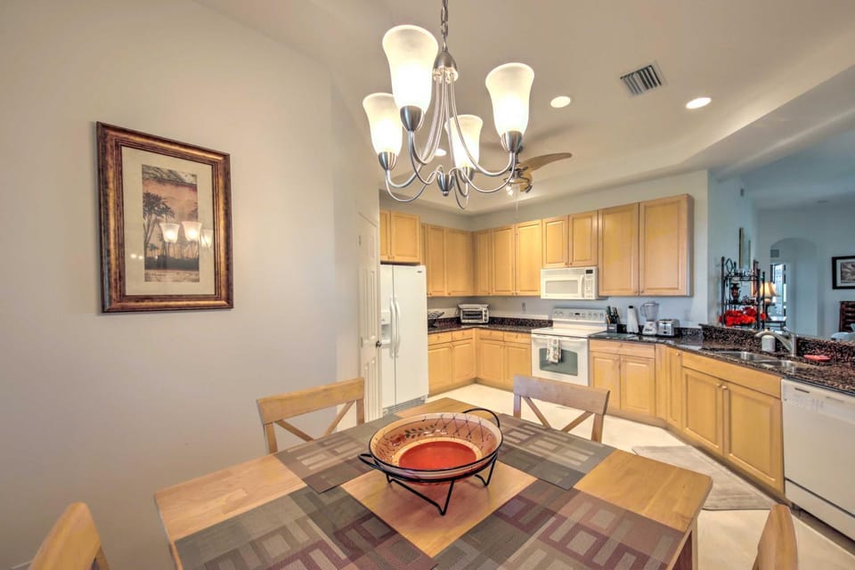 Sunny Punta Gorda Condo w/ Golf Course View! House in Burnt Store Marina