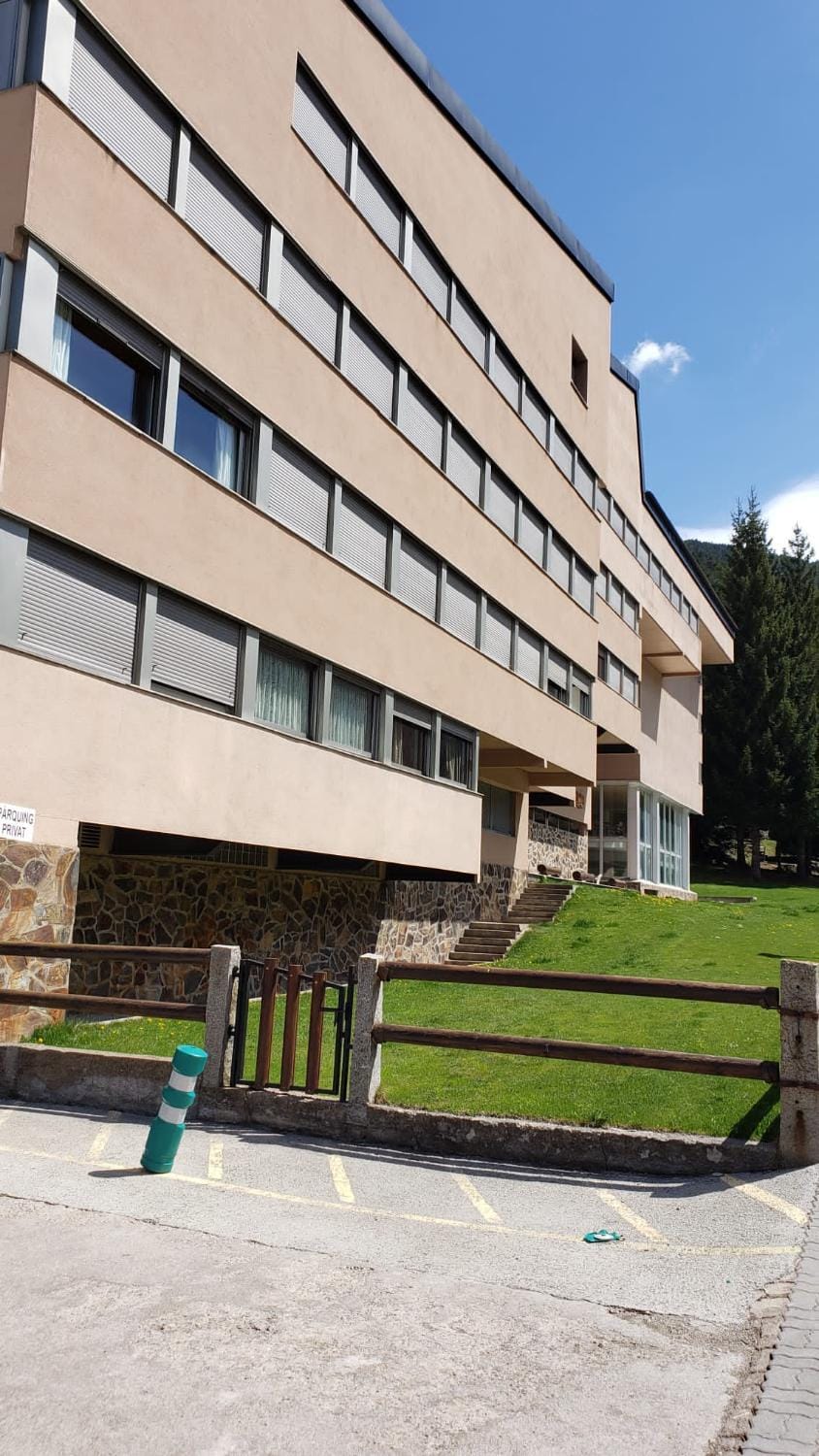 Property building, Facade/entrance, Garden