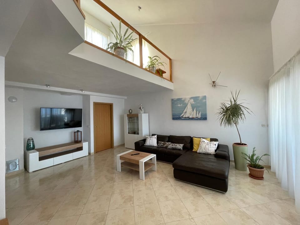 Luce Apartment in Šibenik-Knin County, Croatia