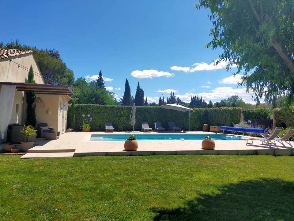 Garden, Garden view, Pool view, Swimming pool, sunbed