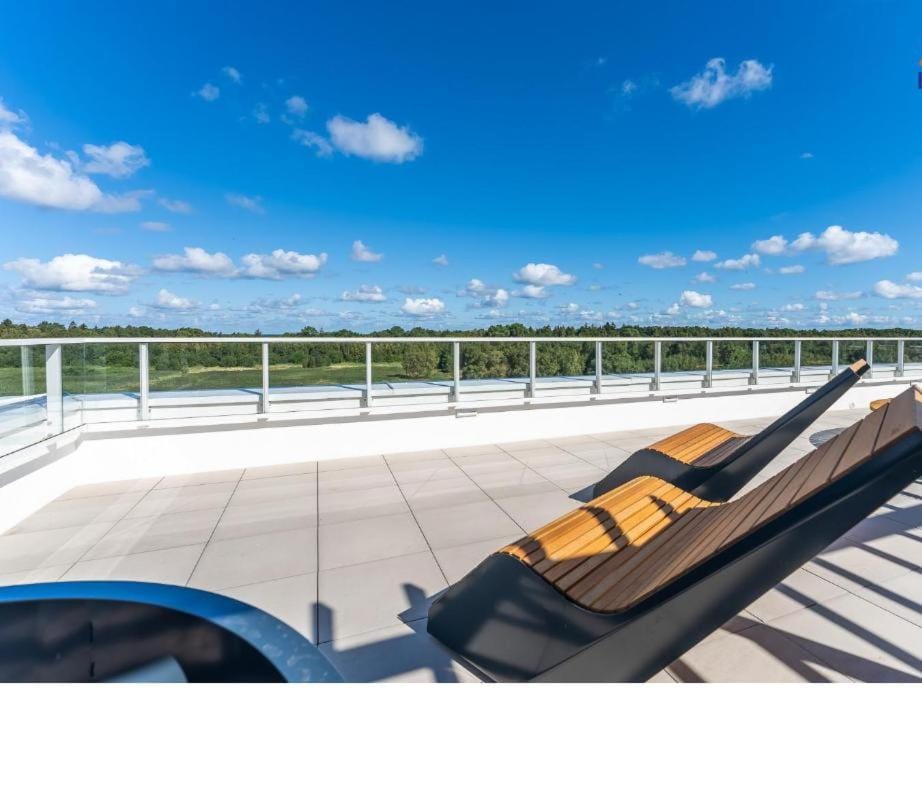 View (from property/room), Balcony/Terrace, sunbed