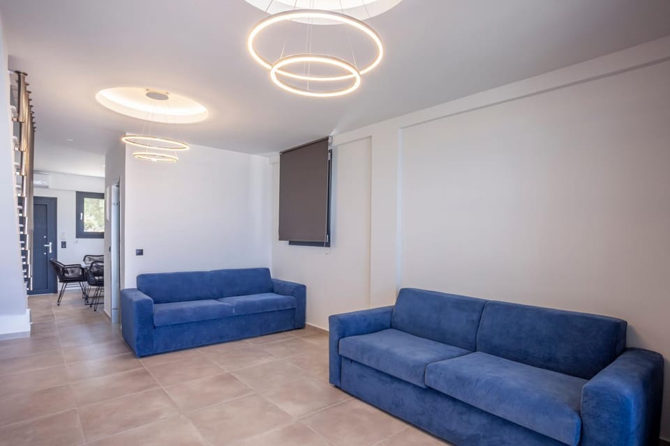 TV and multimedia, Living room, Seating area, internet