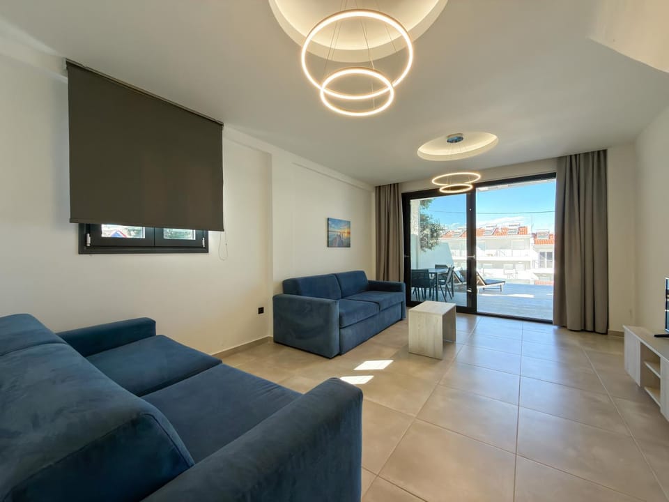 TV and multimedia, View (from property/room), Balcony/Terrace, Living room, Seating area, internet, air conditioner