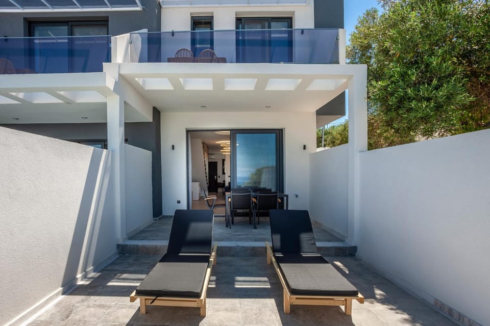 Property building, Patio, Day, View (from property/room), Swimming pool, sunbed