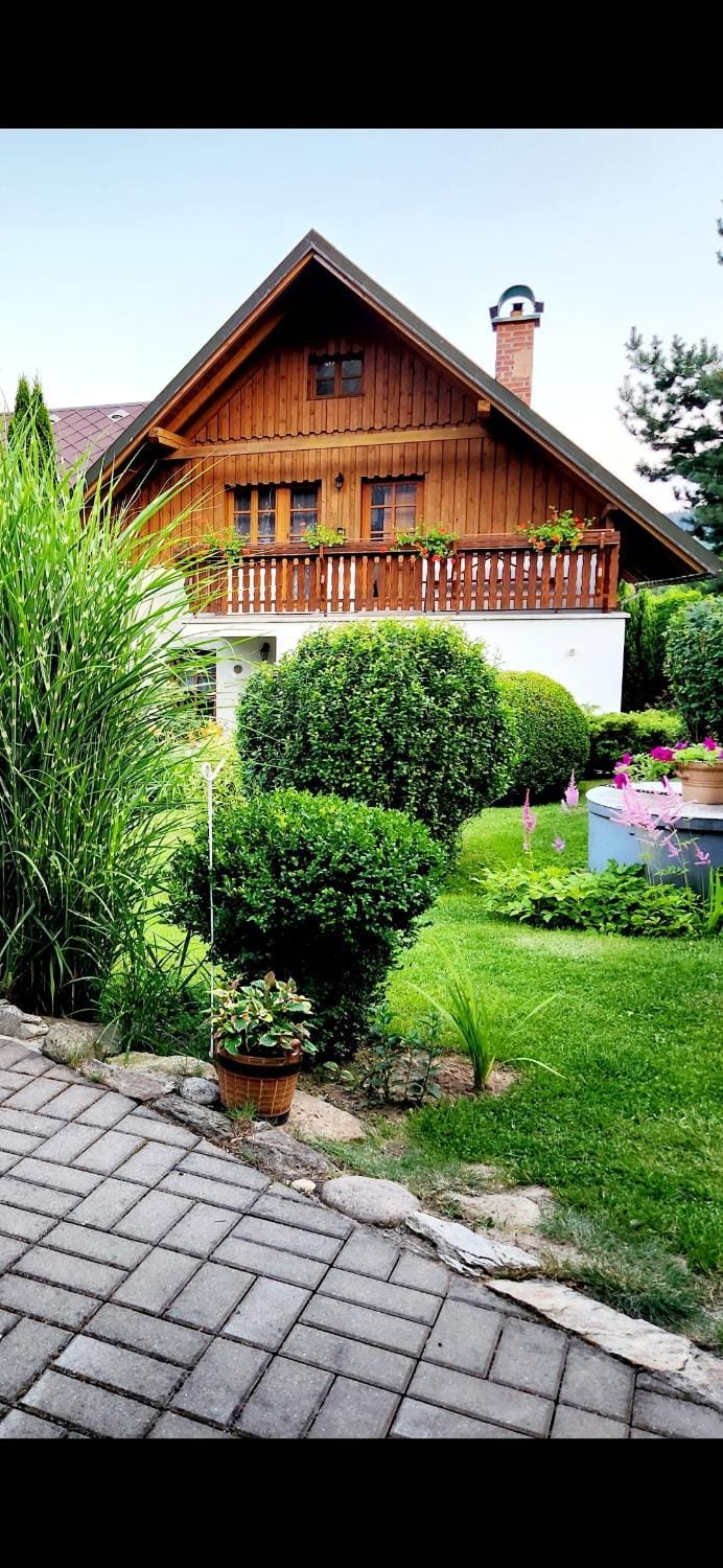 Apartmán 670 s terasou pod Lysou horou Apartment in Lower Silesian Voivodeship