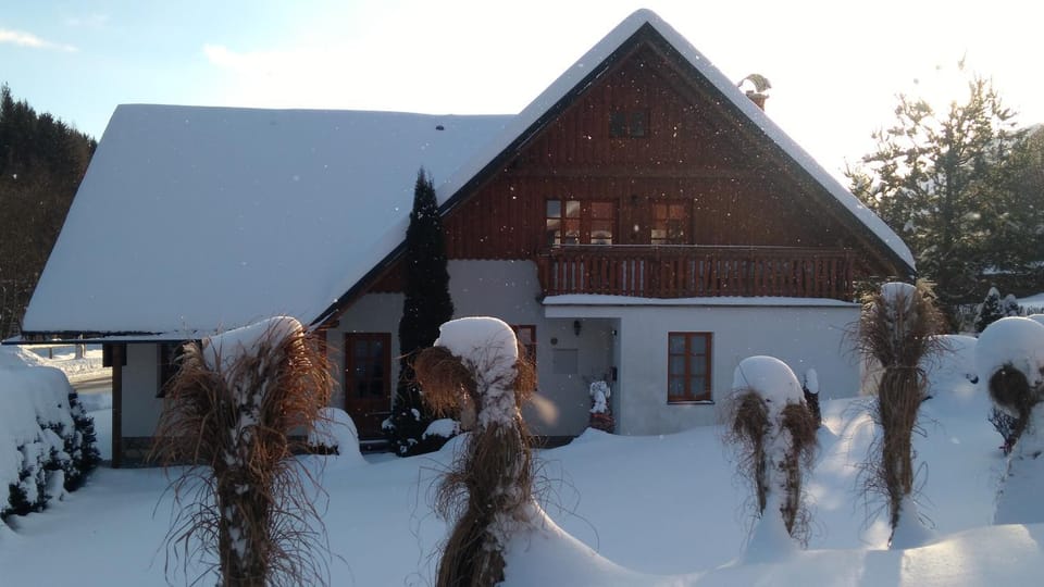 Apartmán 670 s terasou pod Lysou horou Apartment in Lower Silesian Voivodeship