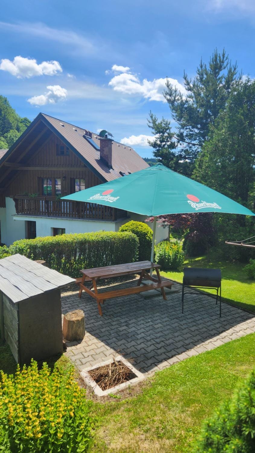 Apartmán 670 s terasou pod Lysou horou Apartment in Lower Silesian Voivodeship