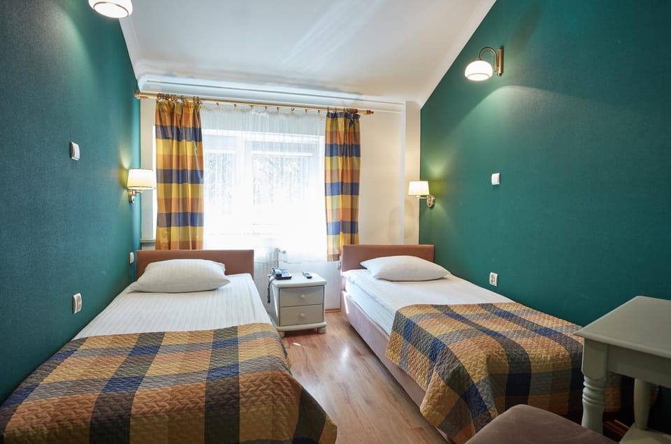 Bed, Other, Photo of the whole room, Decorative detail, Seating area, Bedroom, Area and facilities