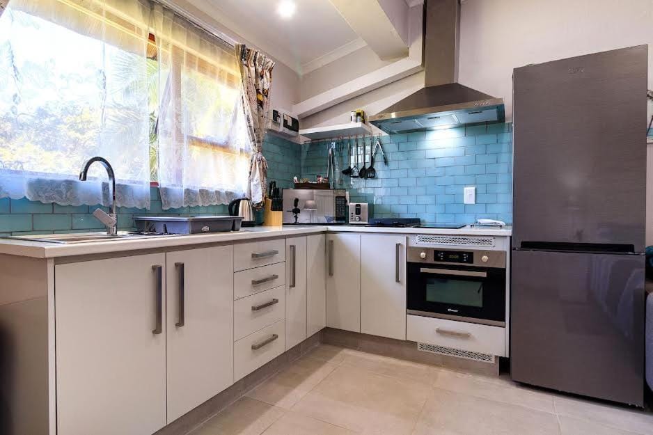 Unit 2a @ The Thatches Apartment in Eastern Cape
