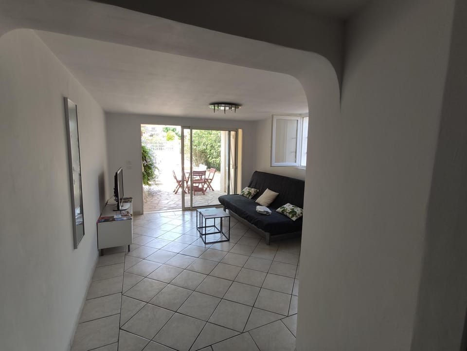 Appartement T2 Roquebrune sur Argens Apartment in Roquebrune-sur-Argens