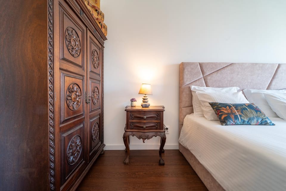 Bedroom, wardrobe