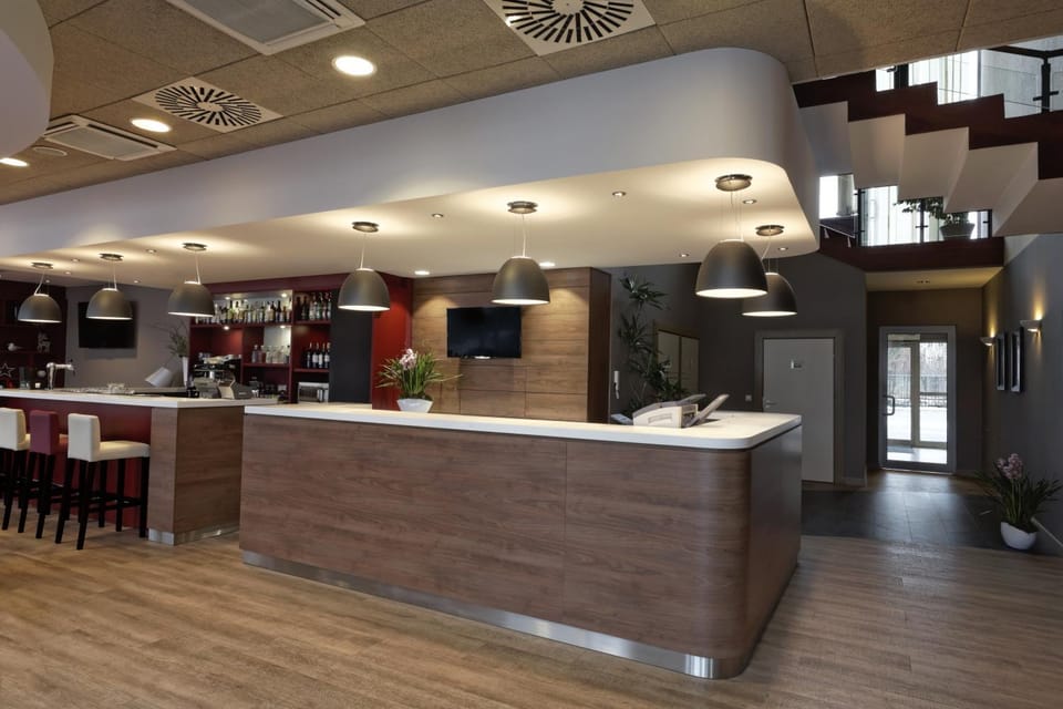 Lobby or reception, Lounge or bar