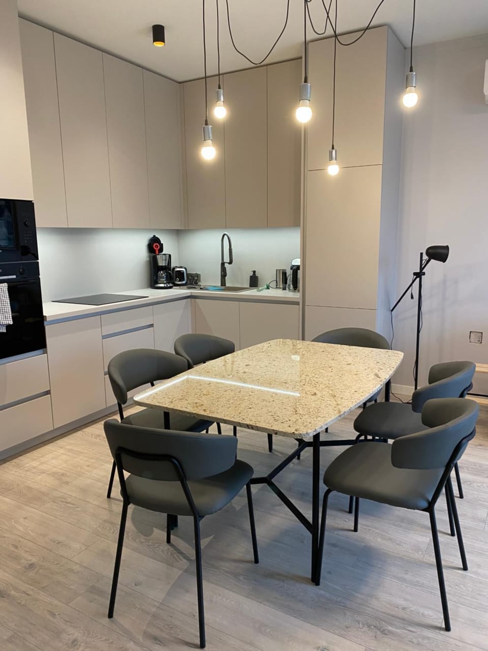 Apartamentai Mano Jūra 2 su vaizdu į baseiną Apartment in Palanga