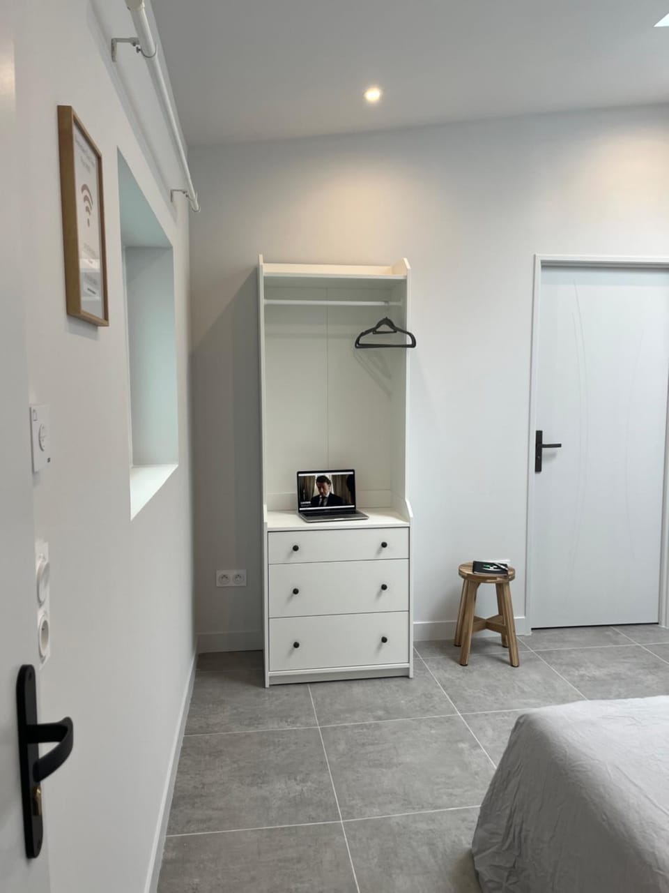 Bed, Photo of the whole room, Bedroom, wardrobe