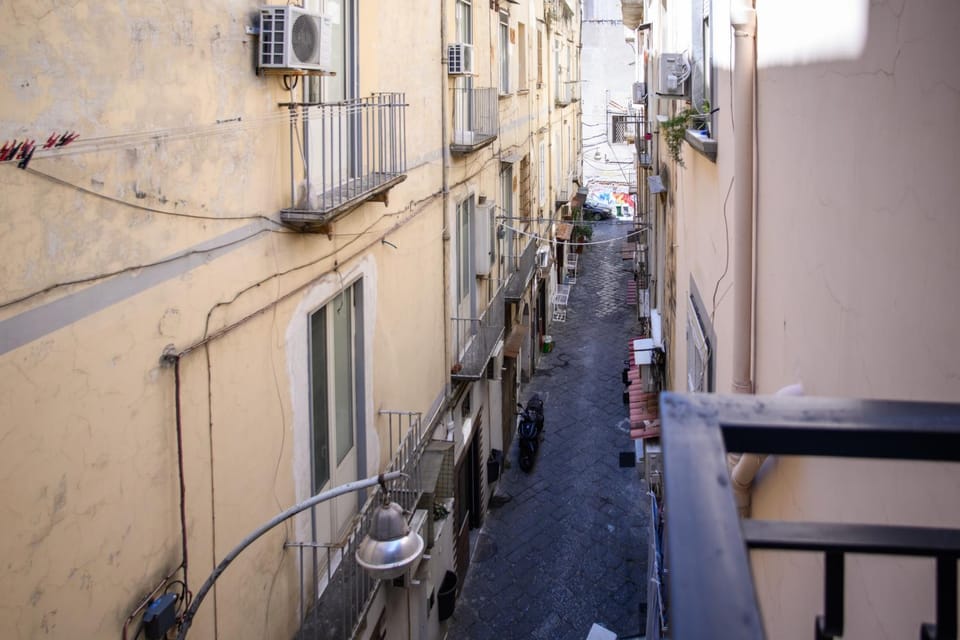Stay in Naples Flats Santa Chiara Apartment in Naples