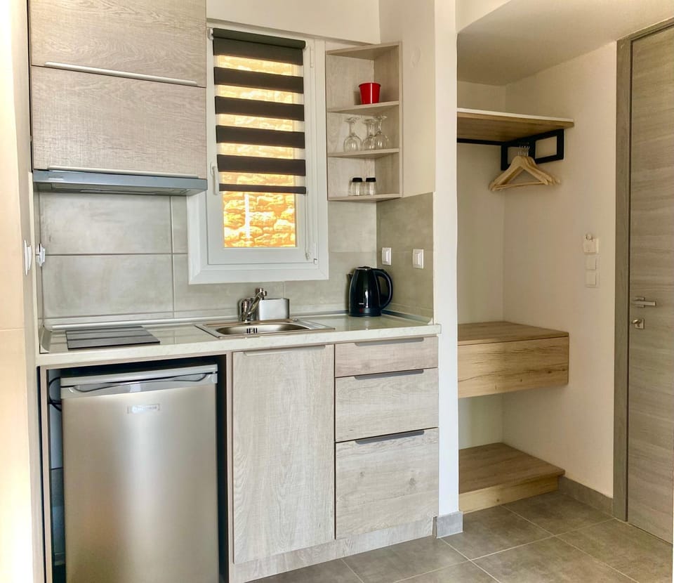 Kitchen or kitchenette, wardrobe