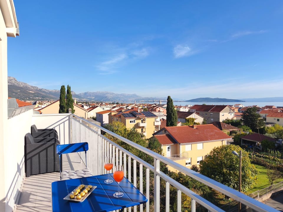 Property building, View (from property/room), City view, Garden view, Sea view, Sea view