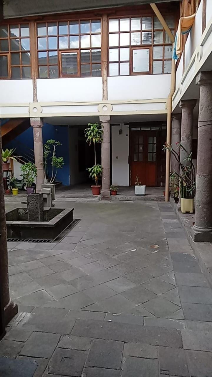 DEPARTAMENTO SIETE Bed and Breakfast in Quito
