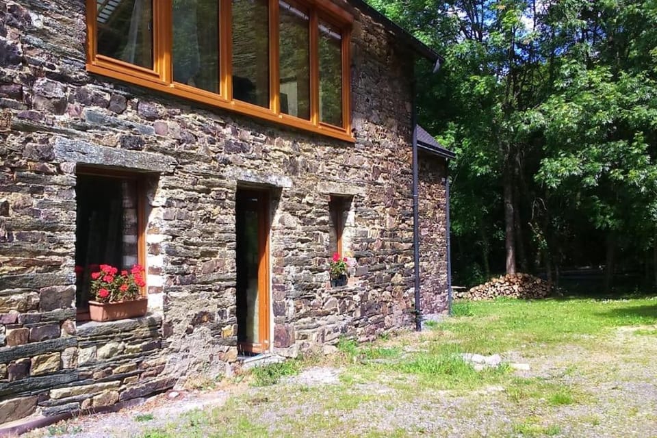 Conviviale - Longère Lumineuse - Charme & Nature House in Brittany