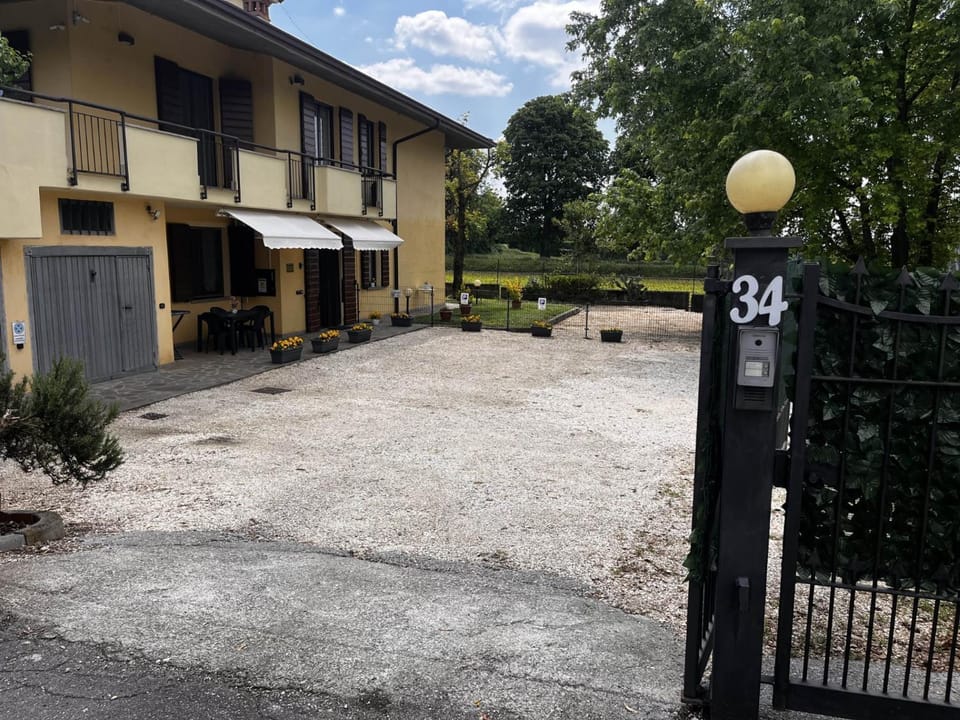 Paola House House in Province of Brescia