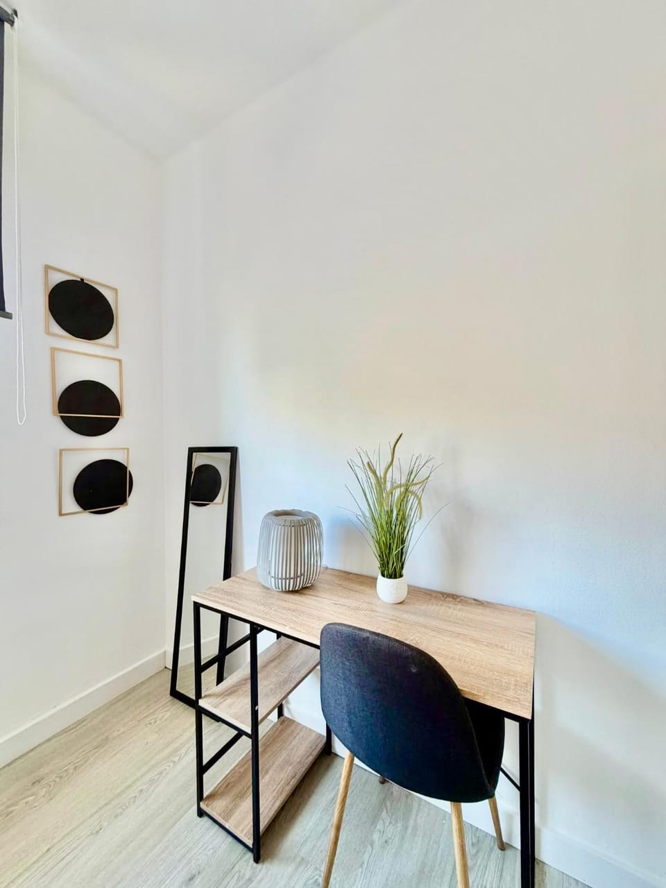 Grey House - Feel The Vibe Apartment in Vigo