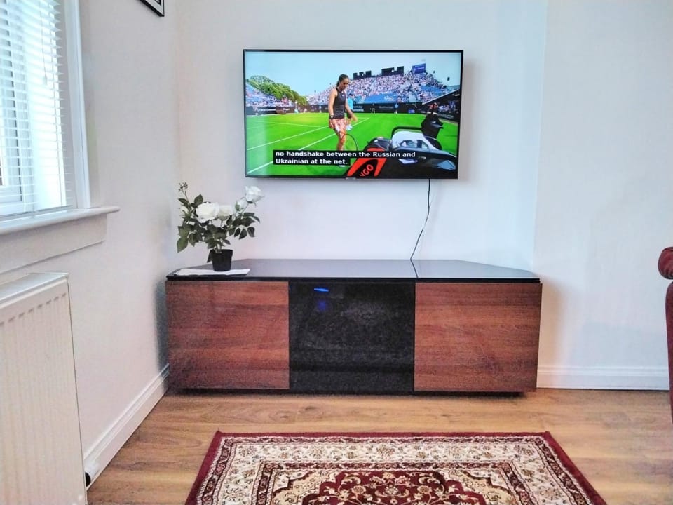 Ashley Holiday Home, Close To City Centre With Free Parking House in Inverness