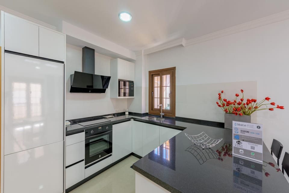 Apartamento Céntrico Sibarys - 2 dormitorios- Calle Pintada Apartment in Nerja