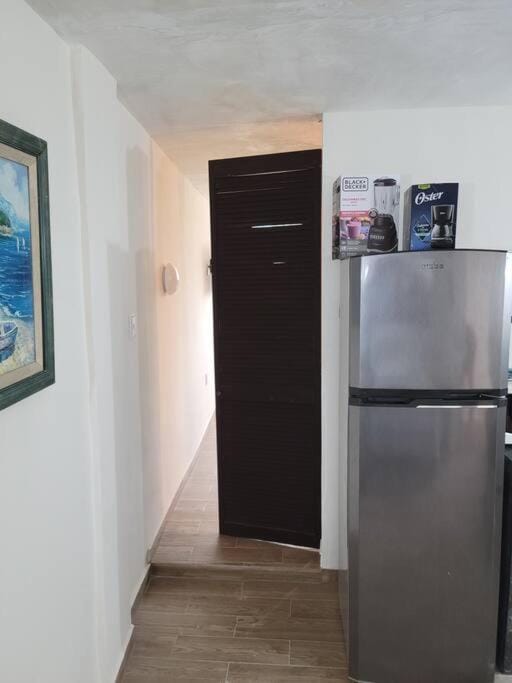 Departamento Privado7, 2 camas matri, parking, cocina equipada, wifi 65 mb, 2 Climas,Centrico,Tv smart Apartment in State of San Luis Potosi