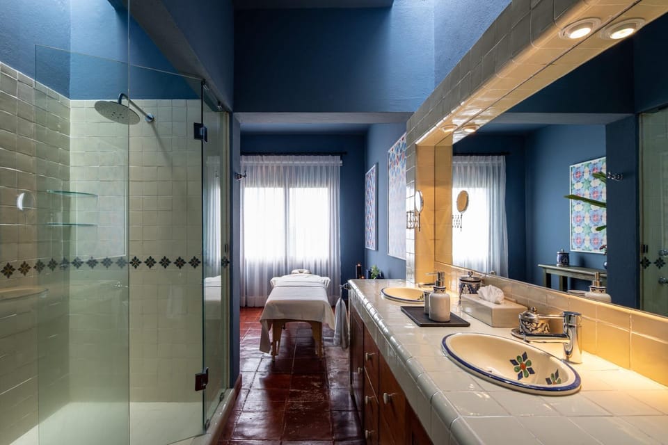 Massage, Bathroom