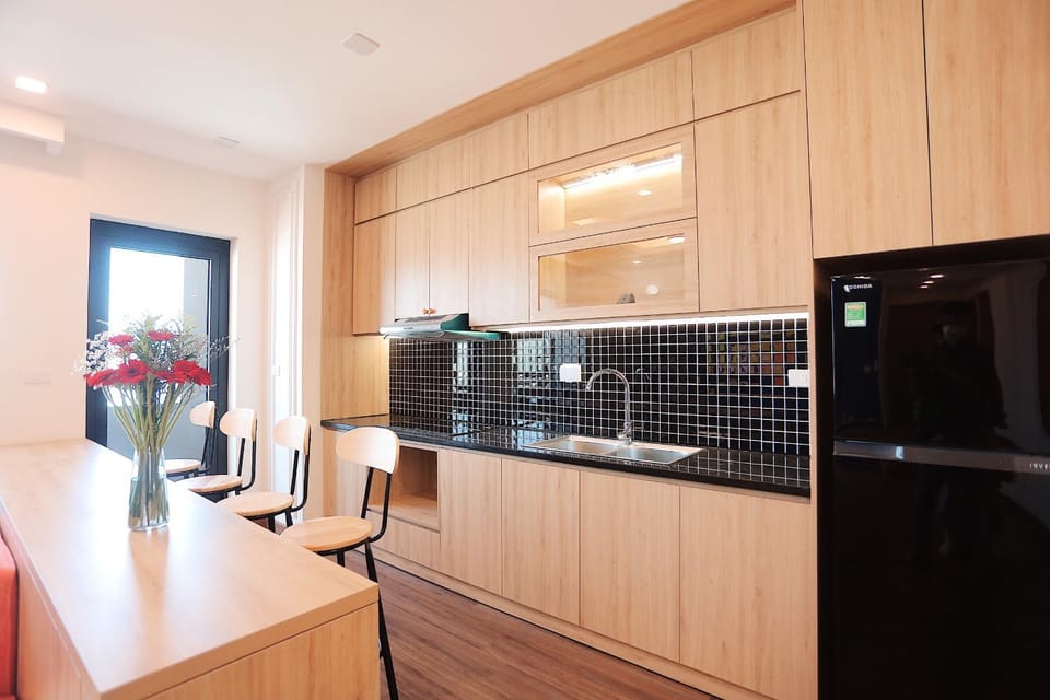 Kitchen or kitchenette