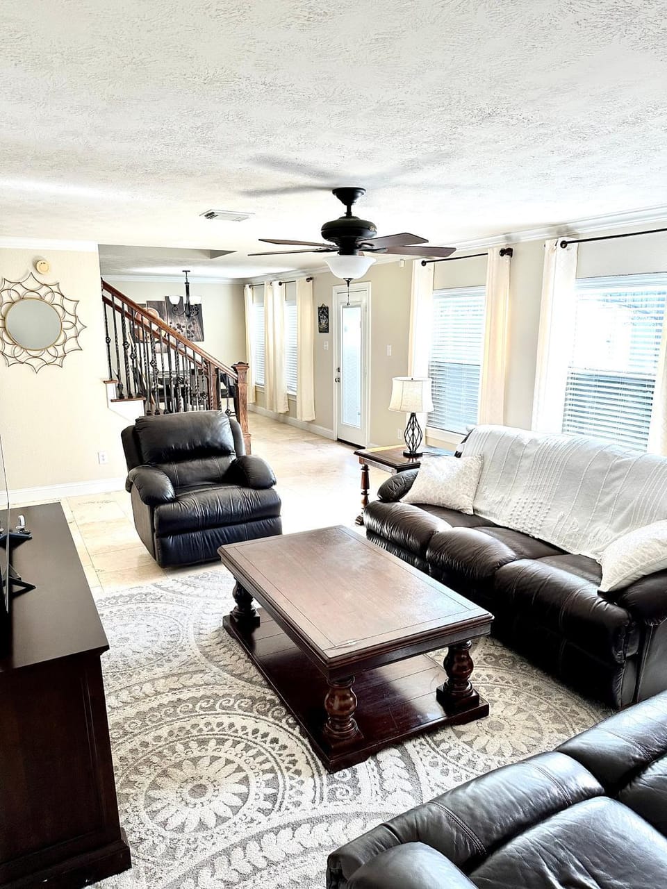 ~~ Big Family Home near 99 / i10 / kid friendly~~ House in Houston