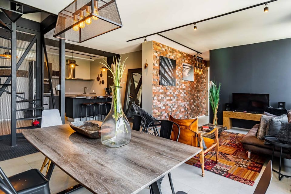 TV and multimedia, Kitchen or kitchenette, Living room, Dining area