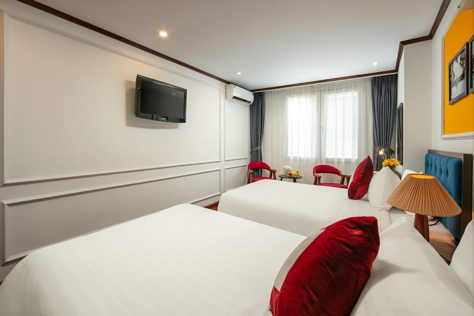 Bed, Photo of the whole room