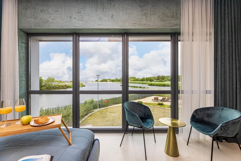 SELLING SUNSET, 2BD SEA VIEW Apt, By Cohost Apartment in Palanga