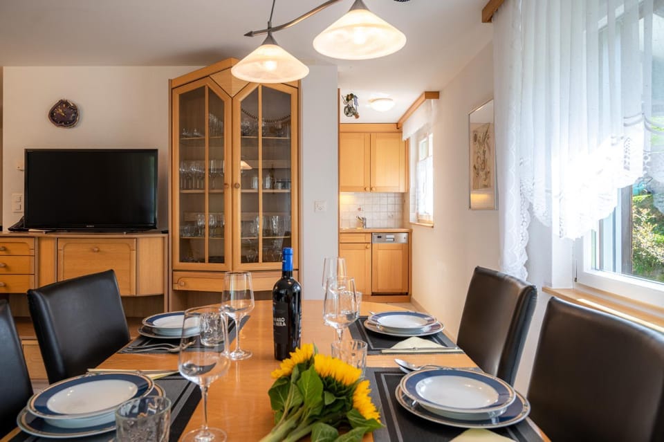 Living room, Dinner, kitchen