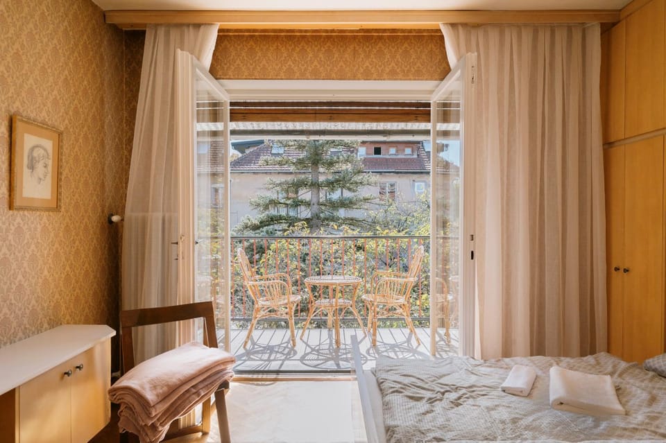 Bed, Balcony/Terrace, Bedroom