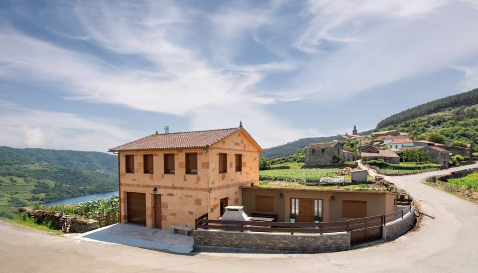 Property building, Garden view, Landmark view, Mountain view, River view