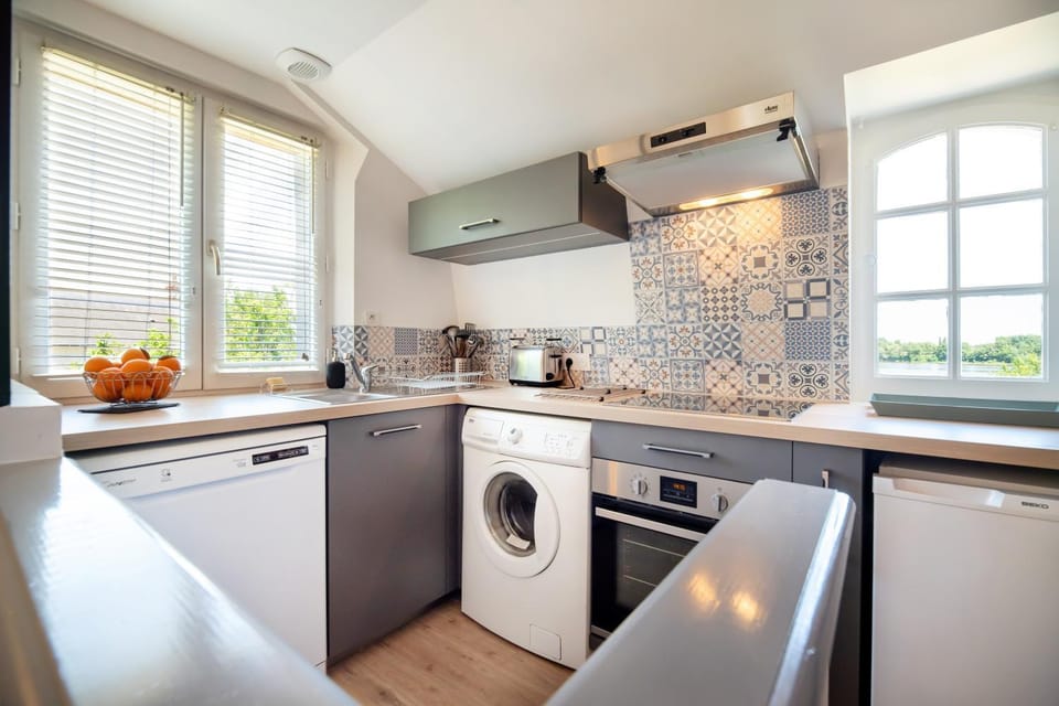 Kitchen or kitchenette, Other