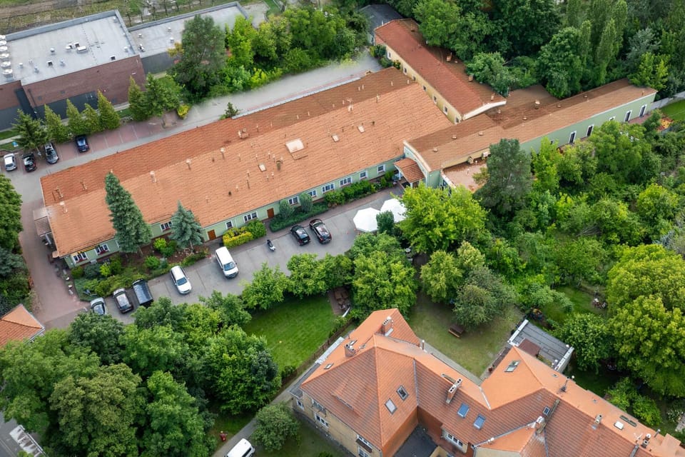 Property building, Bird's eye view