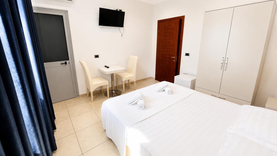 HOTEL SARDA Bed and Breakfast in Montenegro