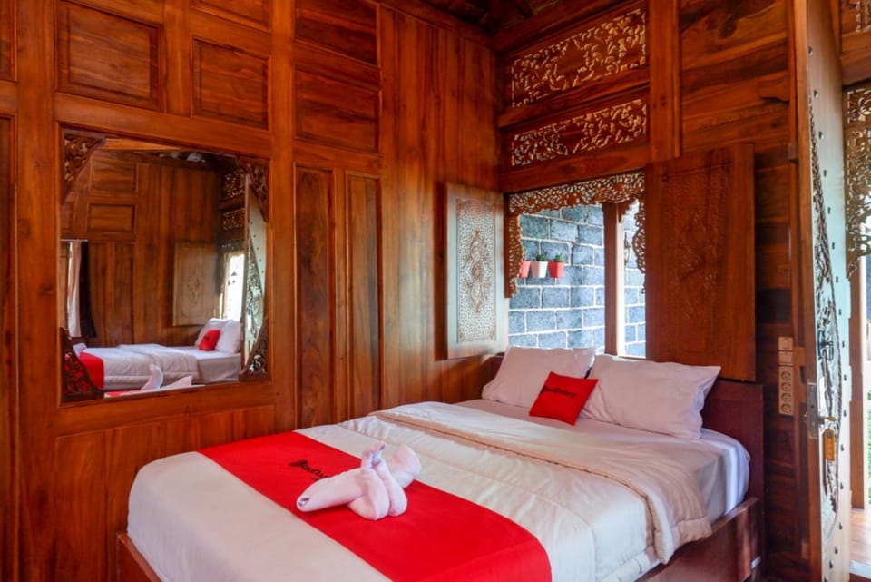 RedDoorz Syariah near Terminal Mendolo Wonosobo 2 Hotel in Indonesia