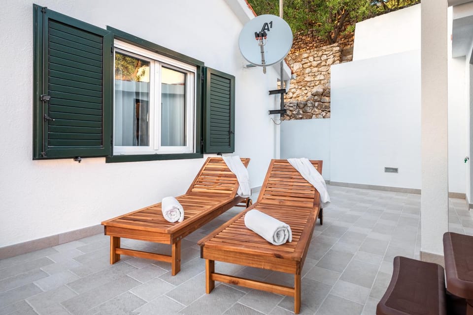 Villa Anima, Stanici, near Omiš Villa in Split-Dalmatia County