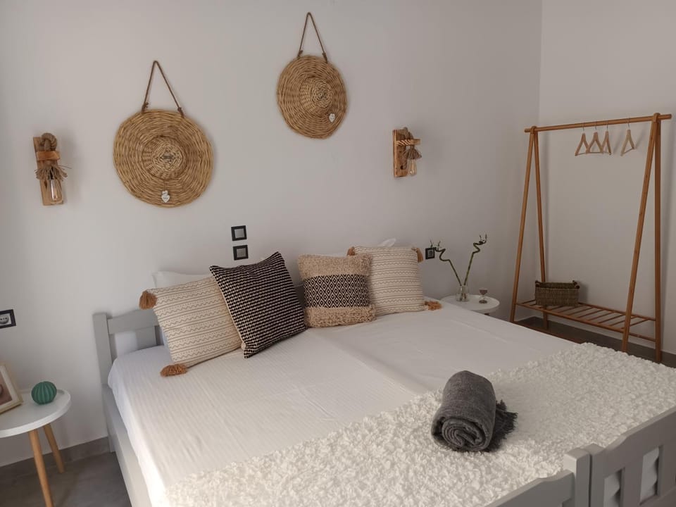 Maison Kalogiannis Bed and Breakfast in Sporades, Greece